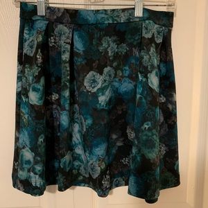 🌺Express floral skirt🌺